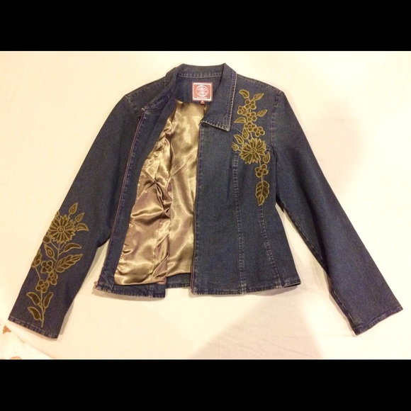 🐴DoubleDRanch Denim Jacket with and matching shirt *skirt not available - Picture 4 of 8